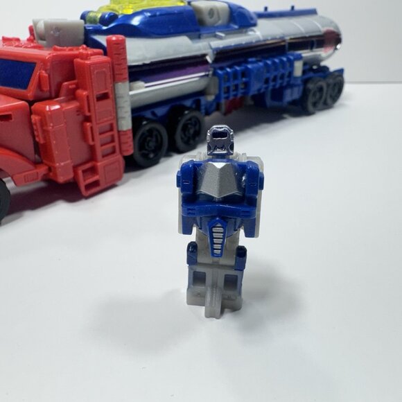 Optimus Prime Diac Incomplete Voyager Generations Titans Return Transformers - Picture 3 of 7